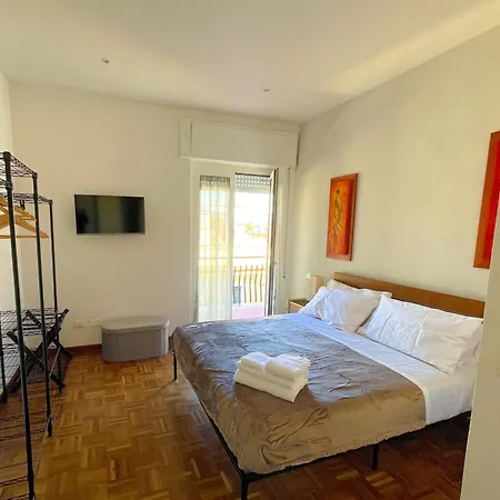 La Magia Di Carla - Boutique In - Location Near And Train Station
