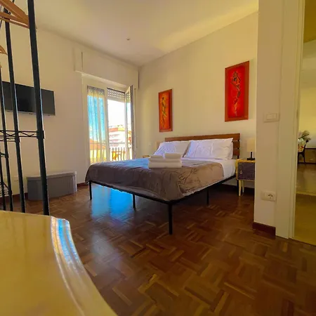 La Magia Di Carla - Boutique In - Location Near And Train Station Apartment Nettuno