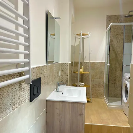 La Magia Di Carla - Boutique In - Location Near And Train Station