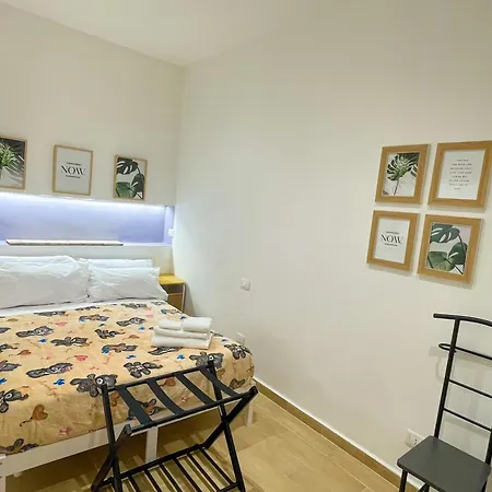 Apartment La Magia Di Carla - Boutique In - Location Near And Train Station Nettuno